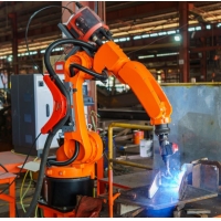 Cobots vs Robots: Hva er forskjellen og hvilken er bedre?